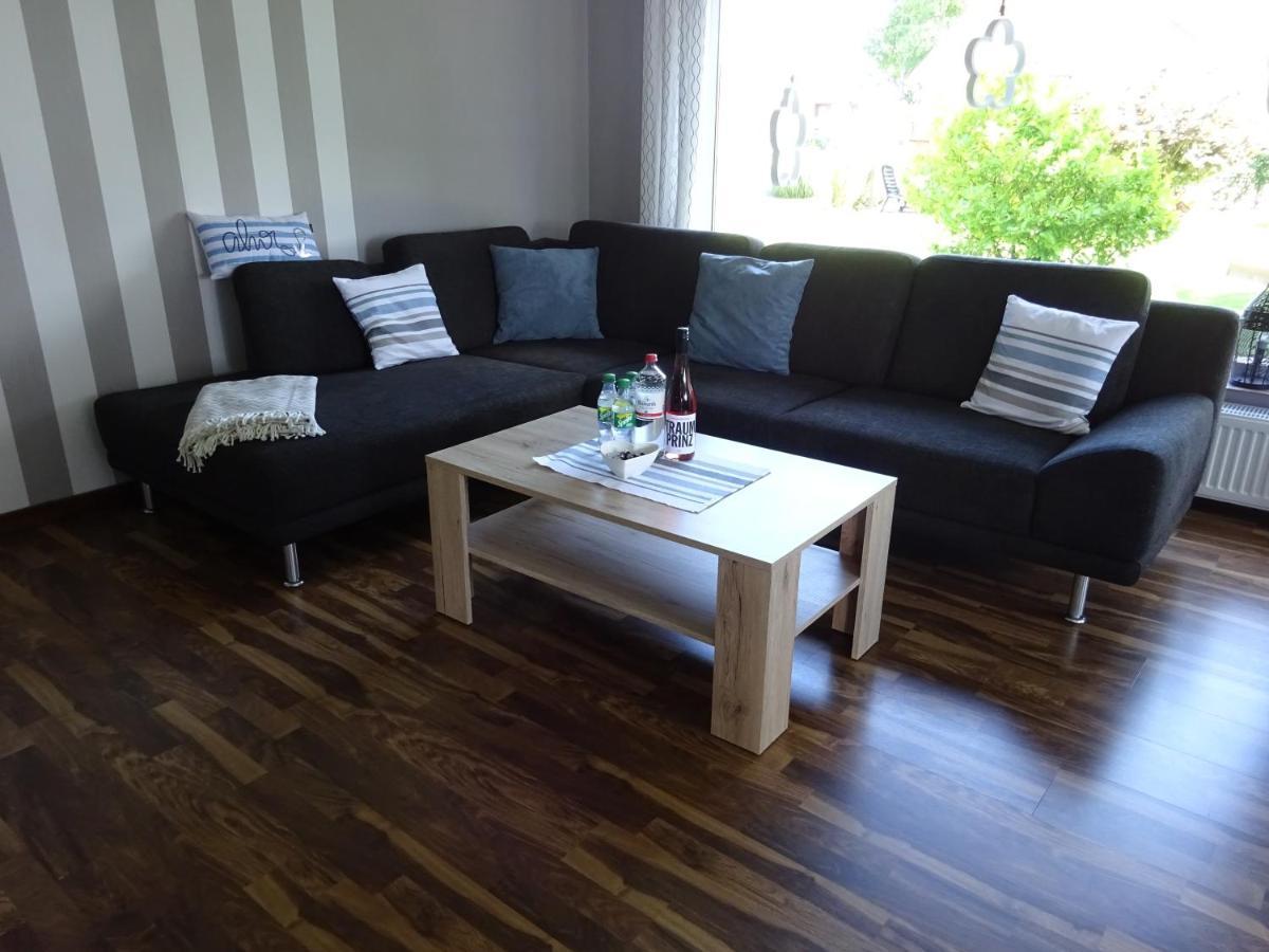 Cadenberge Ferienwohnung Schwiemann, Erdgeschoss מראה חיצוני תמונה