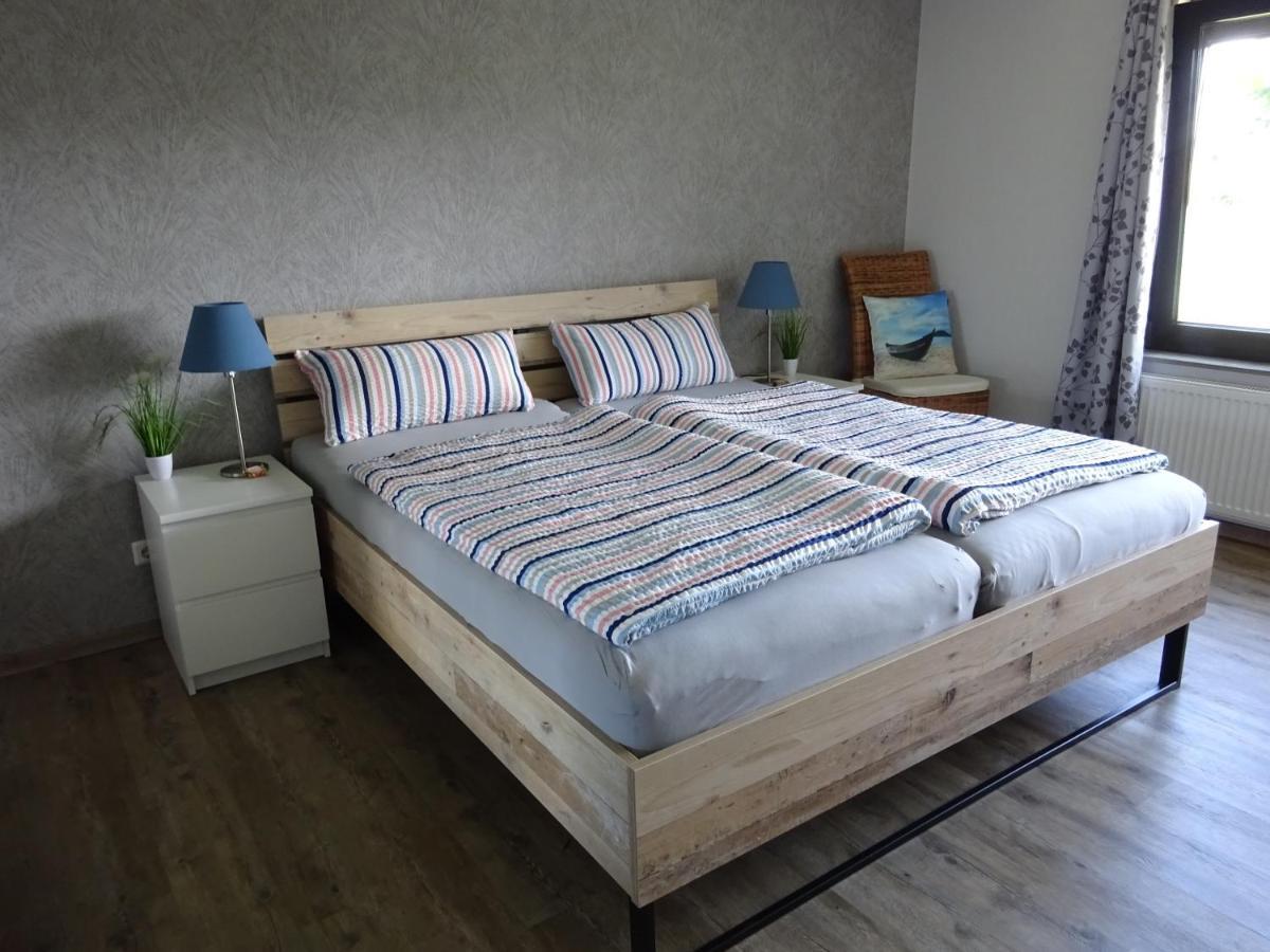 Cadenberge Ferienwohnung Schwiemann, Erdgeschoss מראה חיצוני תמונה