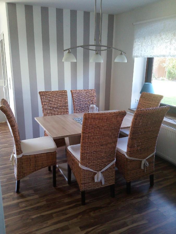 Cadenberge Ferienwohnung Schwiemann, Erdgeschoss מראה חיצוני תמונה